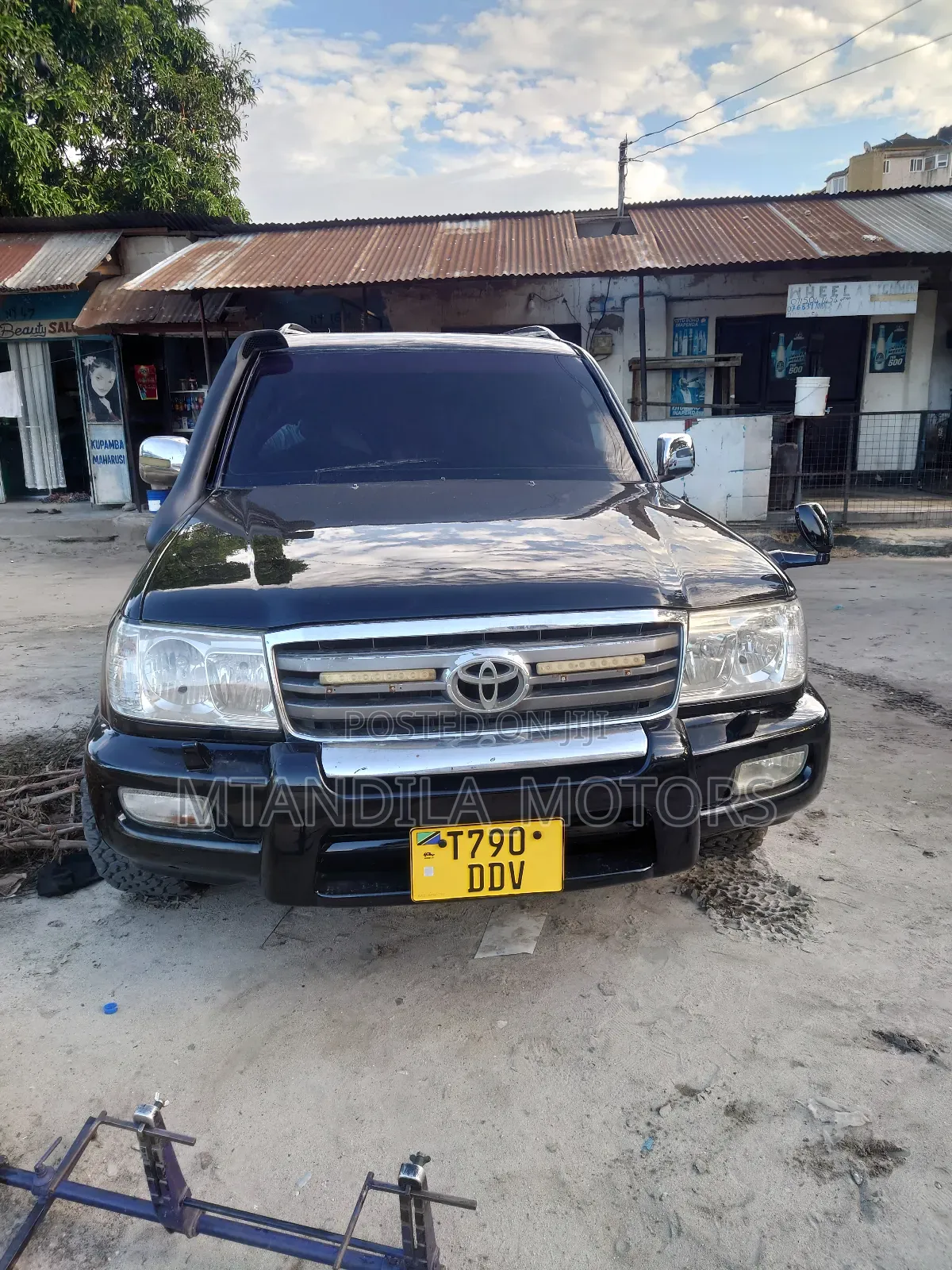 Toyota Land Cruiser 90 Automatic 2001 Black