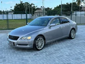 Photo - Toyota Mark X 2006 Gray