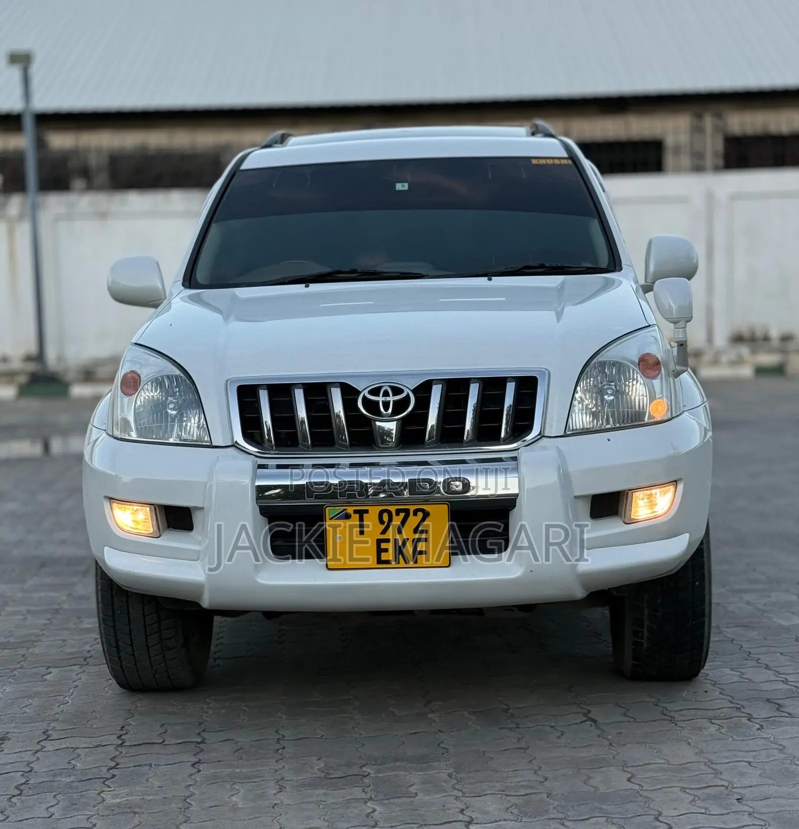 Toyota Land Cruiser Prado 2005 White