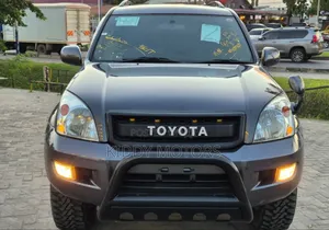 Toyota Land Cruiser Prado 2005 Gray