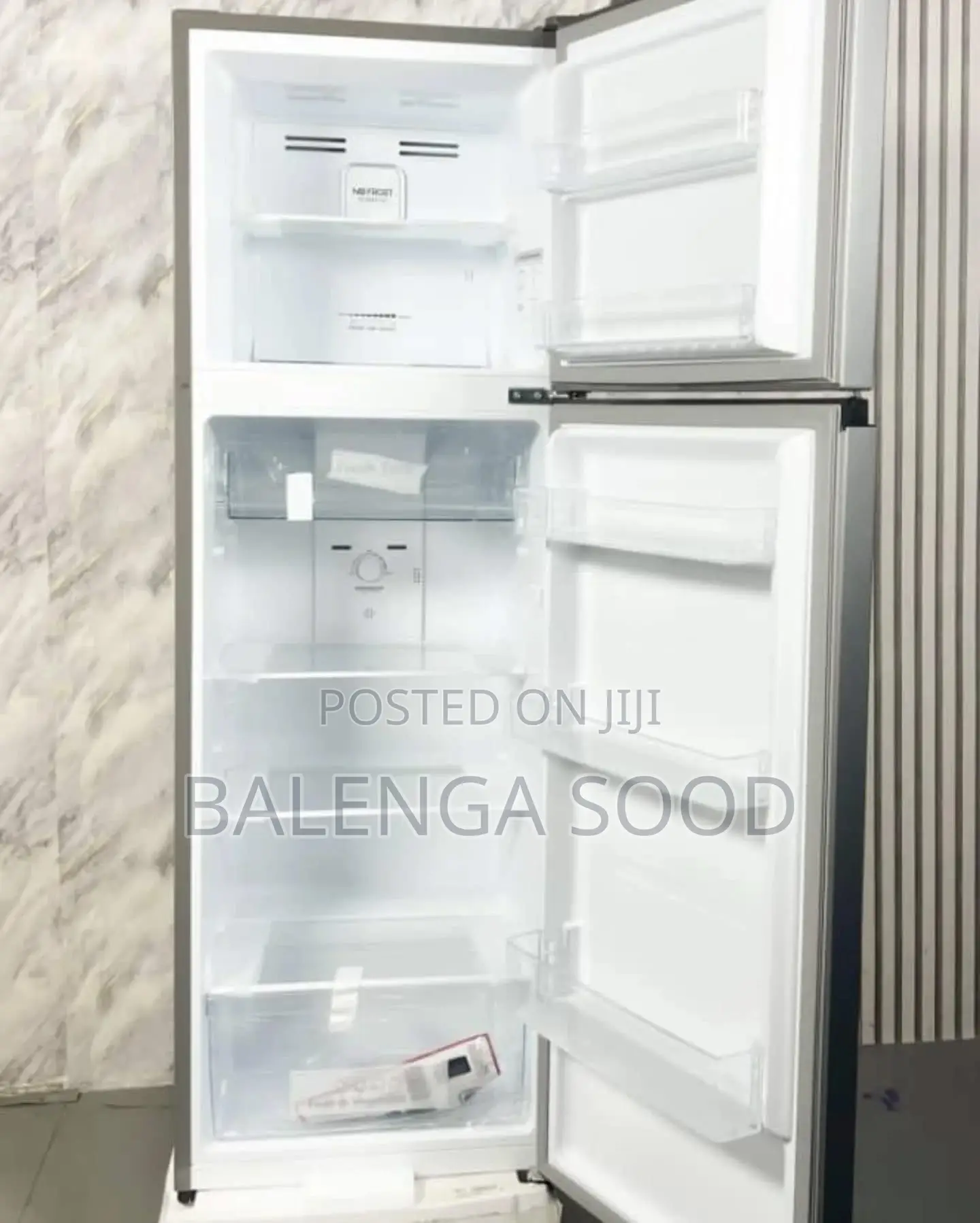 Airlux Fridge( Litre 251)