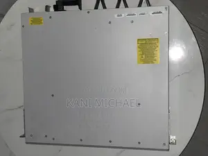 Cisco C9300 Switch 48poe