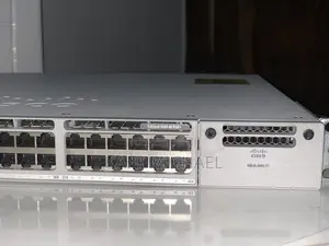 Cisco C9300 Switch 48poe