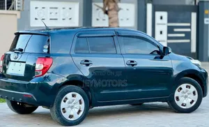 Toyota IST 2010 Black