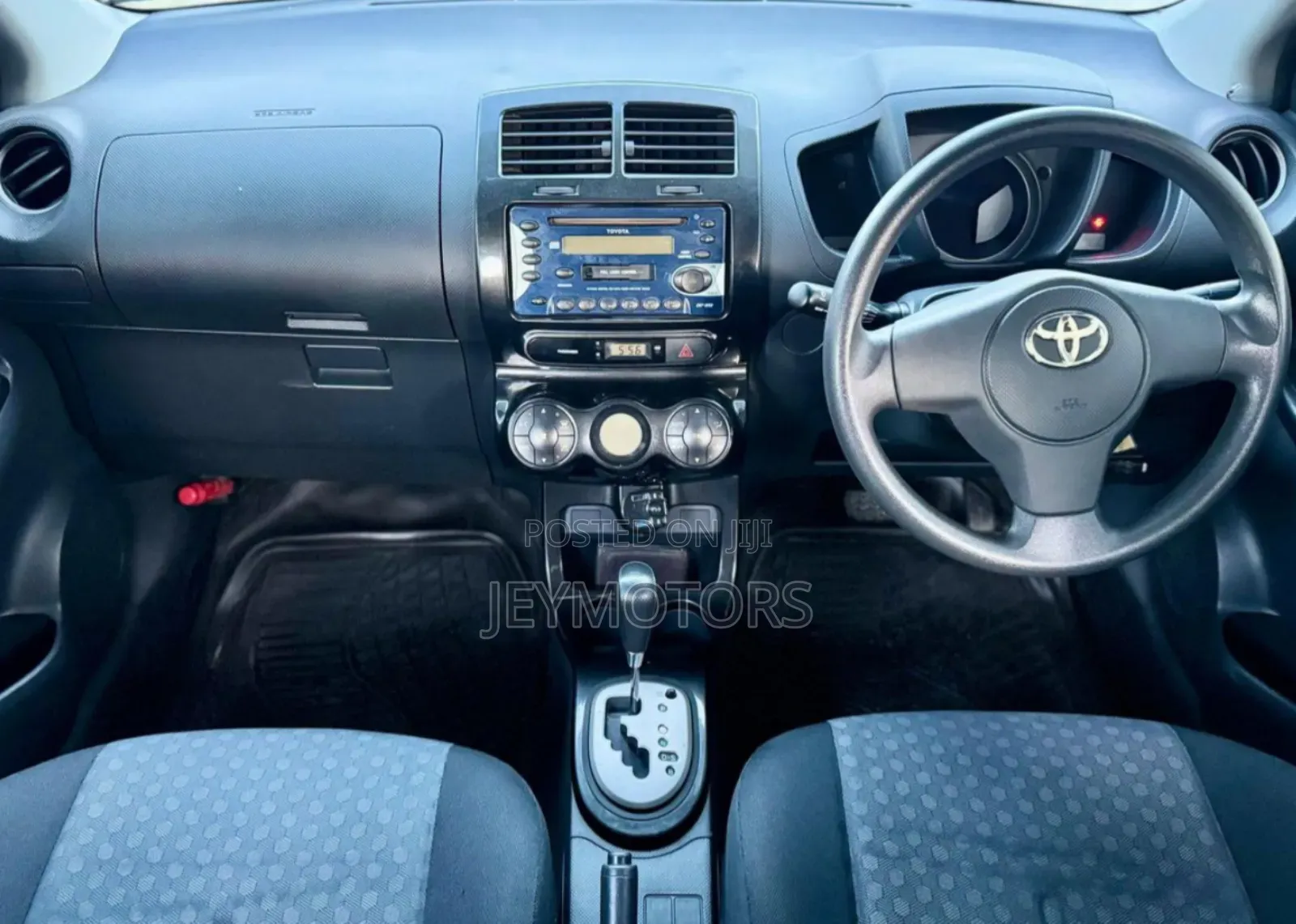 Toyota IST 2010 Black