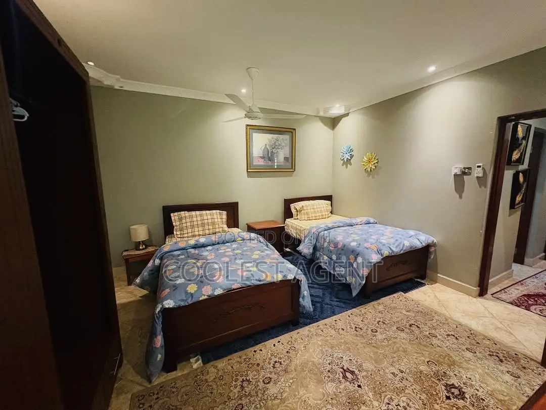 Furnished 2bdrm Villa in Coolest Estate, Oyster Bay for rent