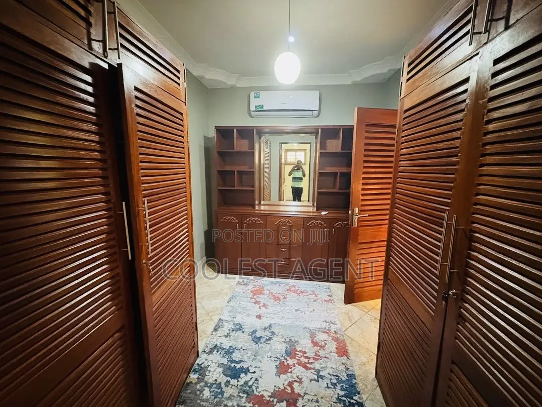 Furnished 2bdrm Villa in Coolest Estate, Oyster Bay for rent