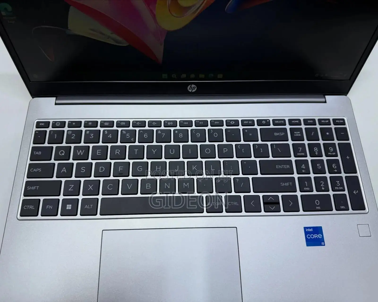 New Laptop HP 250 G10 8GB Intel Core I5 SSD 512GB