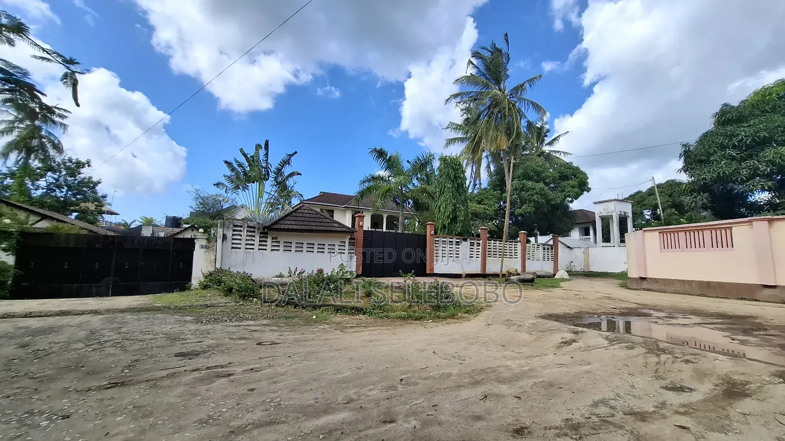 Furnished Mini Flat in Mbezi Beach for sale