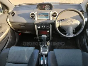 Toyota IST 2006 White