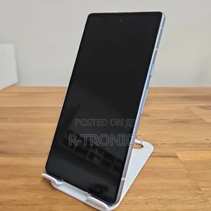 Photo - Google Pixel 7a 128 GB White