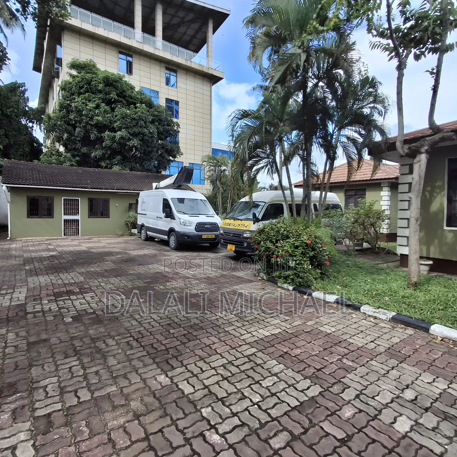 4bdrm House in Mikocheni for sale