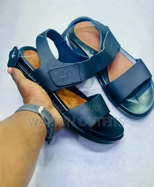 Clarks Za Ngozi Za Sendo