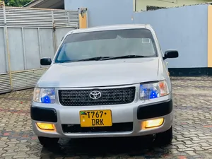 Toyota Succeed 2006 Silver
