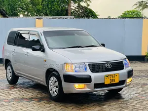 Toyota Succeed 2006 Silver