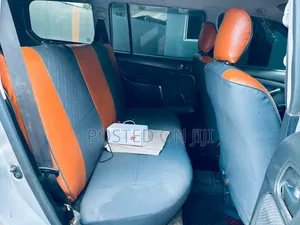 Toyota Succeed 2006 Silver