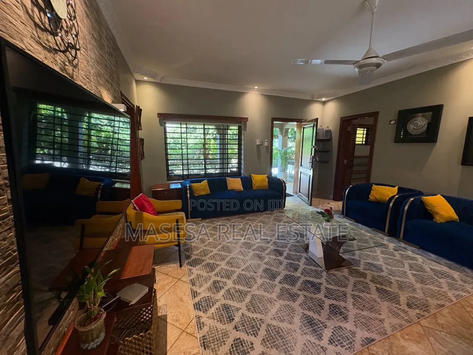 Furnished 2bdrm Villa in Oyster Bay for rent