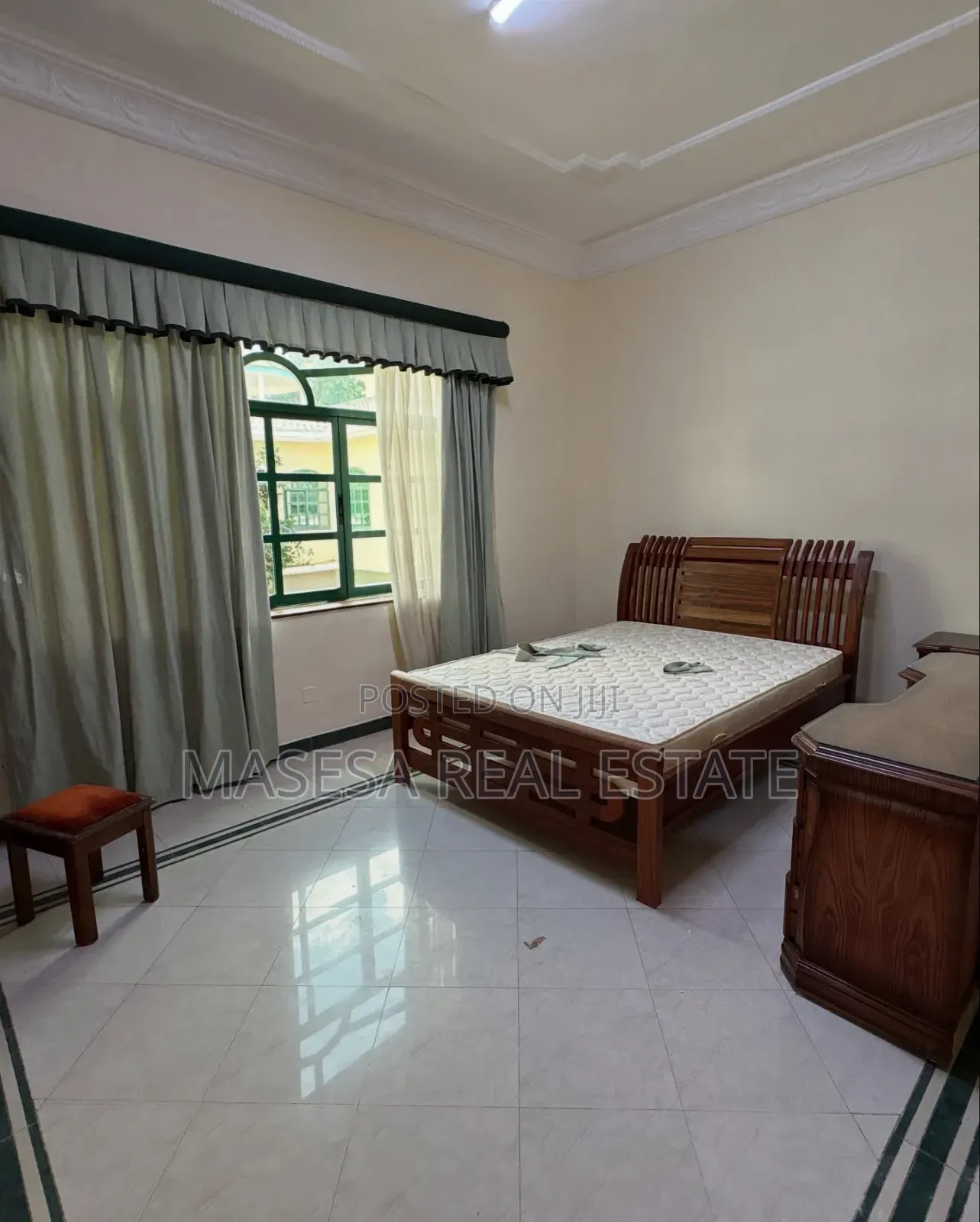 Furnished 4bdrm Villa in Oyster Bay for rent