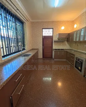 3bdrm House in Oyster Bay for rent