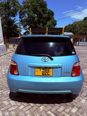 Toyota IST 2004 Blue