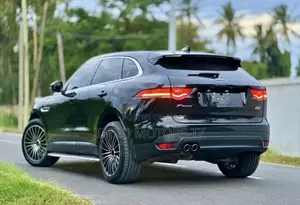 Jaguar F-Pace 2019 Black