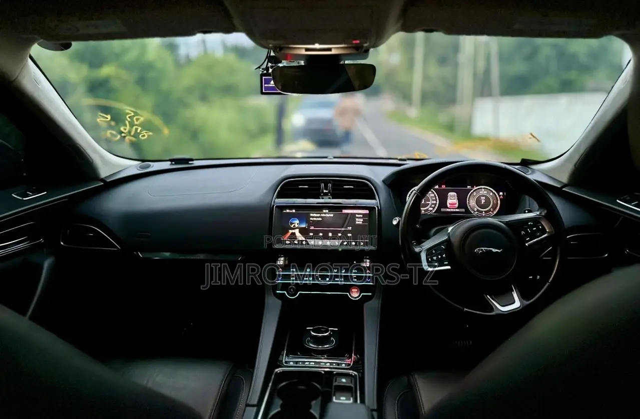 Jaguar F-Pace 2019 Black