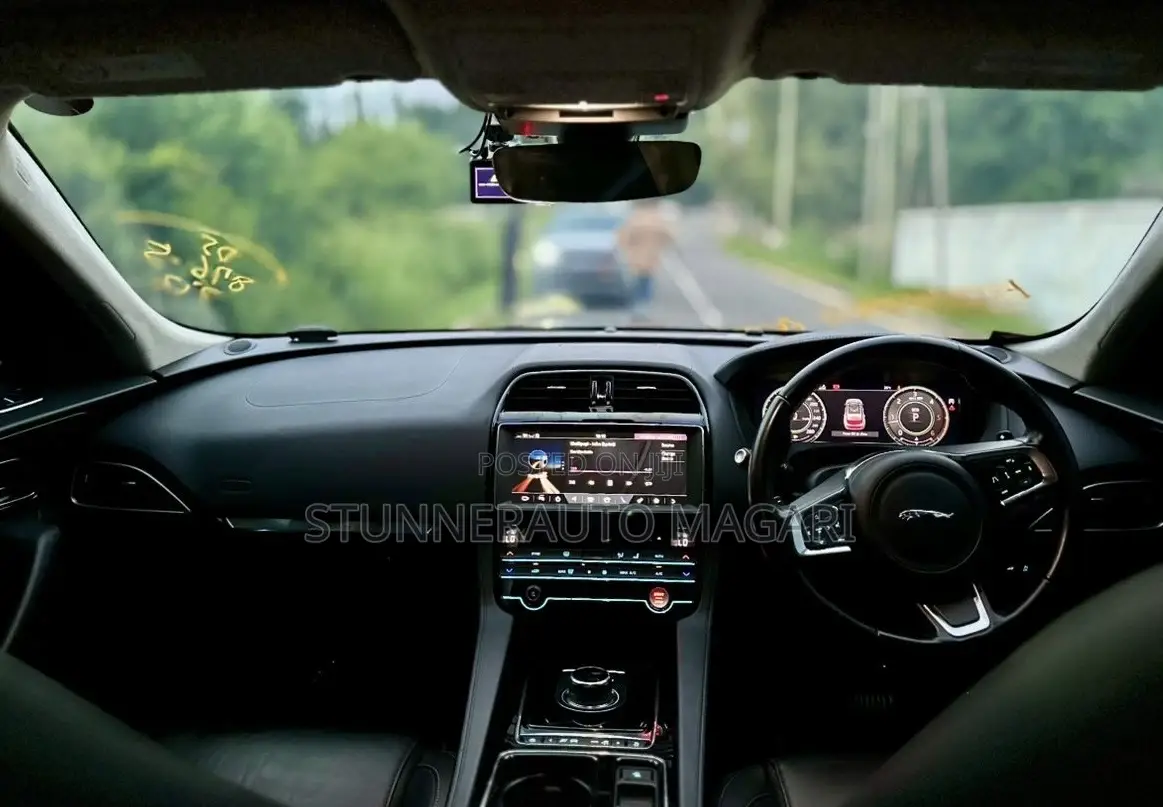Jaguar F-Pace 2019 Black