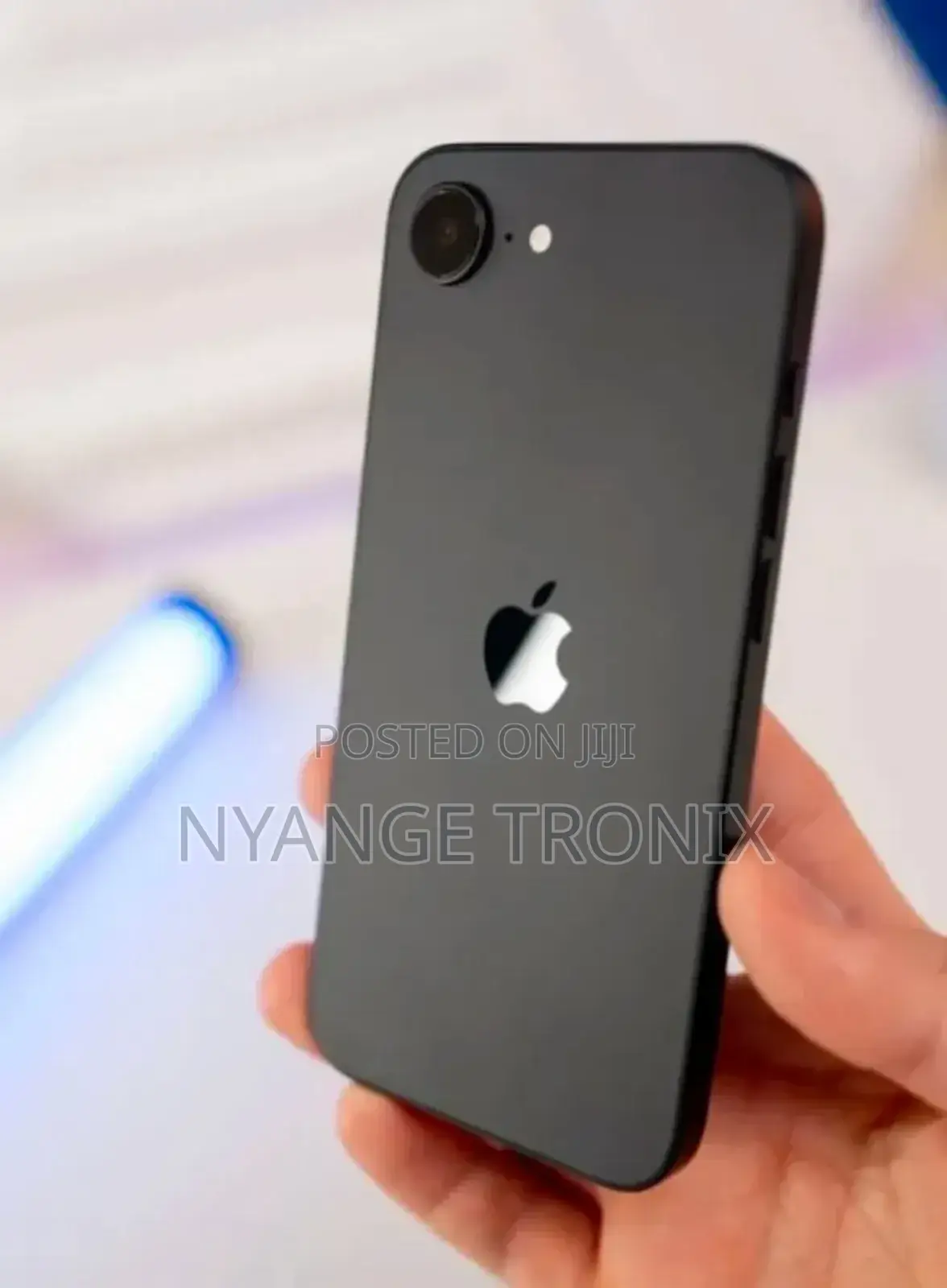 New Apple iPhone 16e 128 GB Black