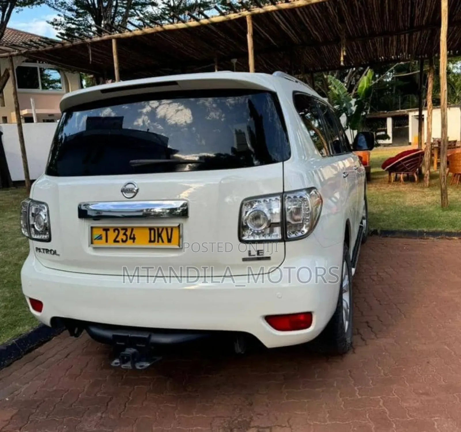 Nissan Patrol 2014 Silver