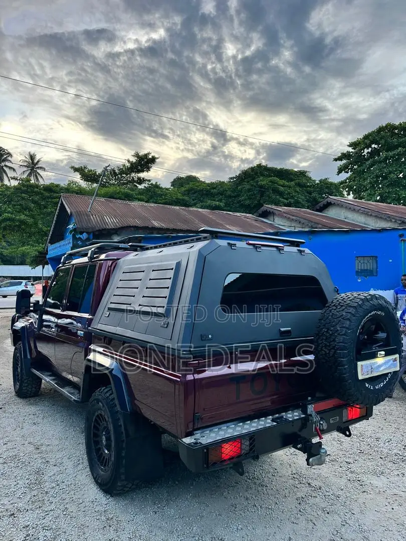 Toyota Land Cruiser 2017 Purple