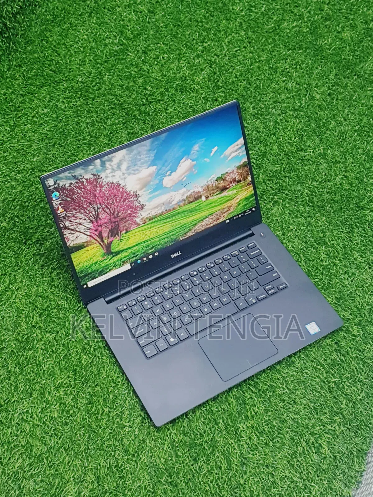 Laptop Dell XPS 15 (9550) 8GB Intel Core I3 SSD 256GB