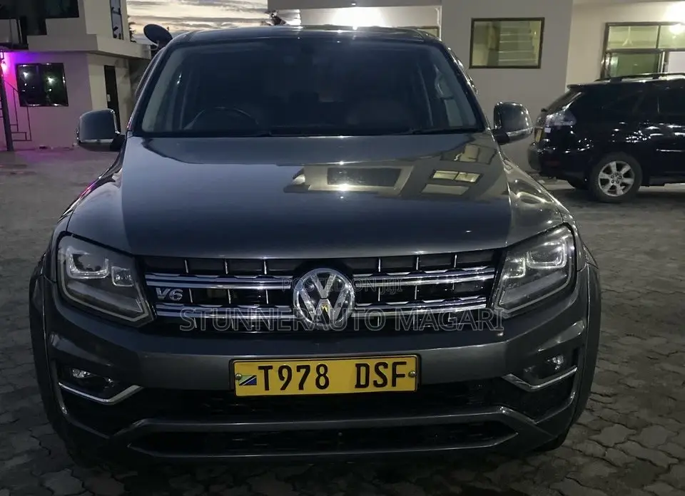 Volkswagen Amarok 2018 Gray