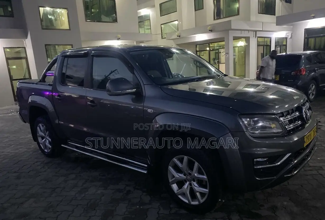 Volkswagen Amarok 2018 Gray