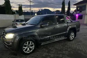 Volkswagen Amarok 2018 Gray