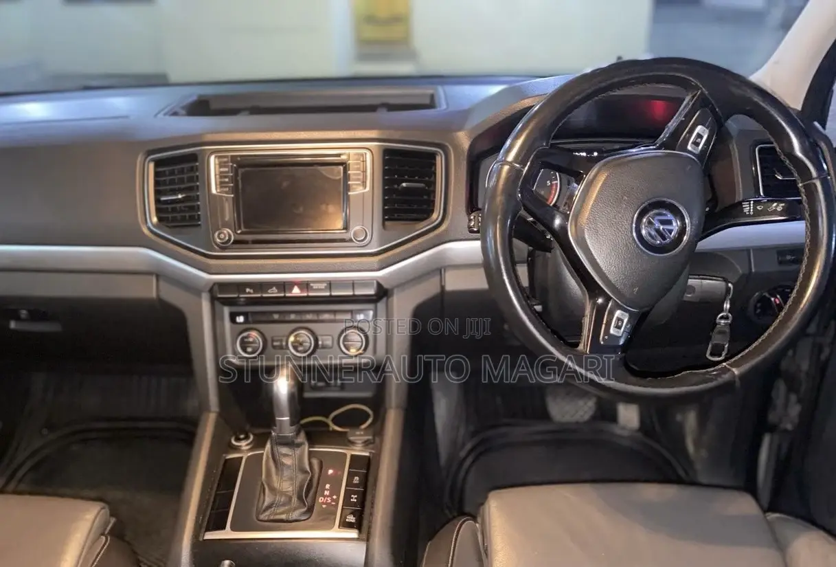 Volkswagen Amarok 2018 Gray