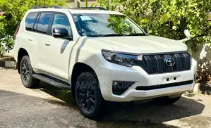 Toyota Land Cruiser Prado 2023 Pearl