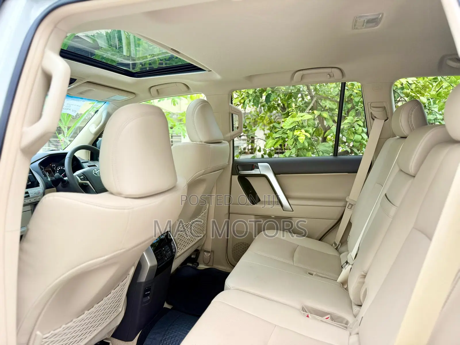 Toyota Land Cruiser Prado 2023 Pearl