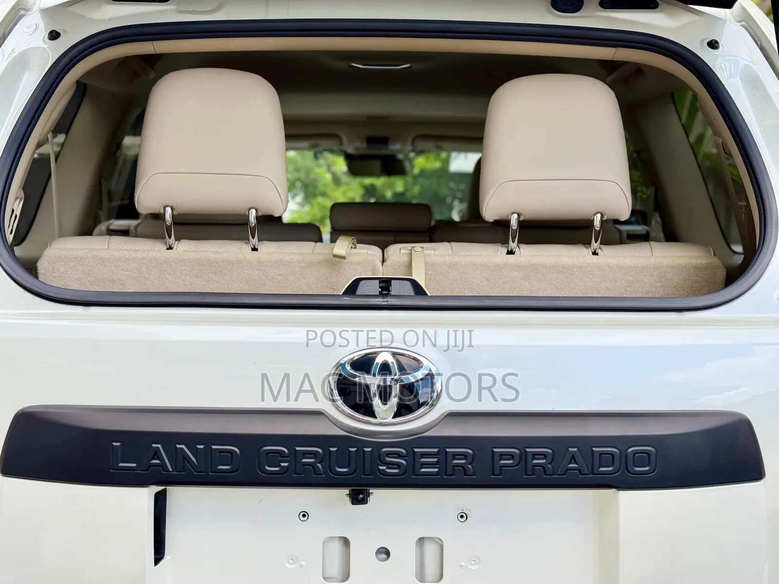 Toyota Land Cruiser Prado 2023 Pearl