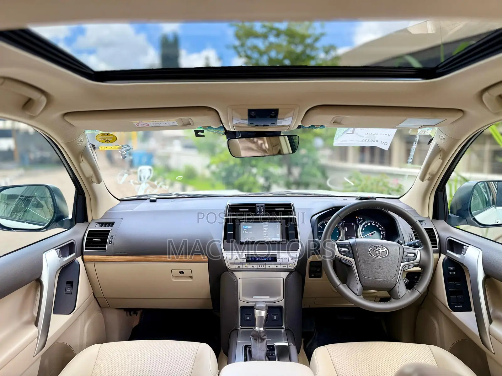 Toyota Land Cruiser Prado 2023 Pearl