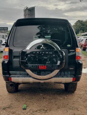 Mitsubishi Pajero V90 3.8 V6 GLS/GLX 2015 Black
