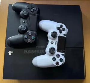 Playstation 4 With 4 Games, 1 Used Pads