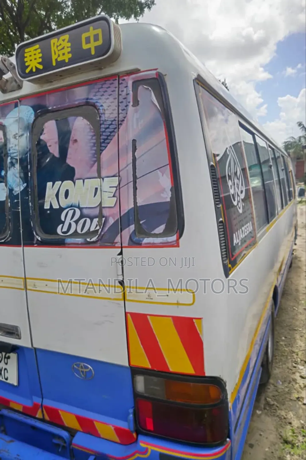 Toyota Coaster 2000 White