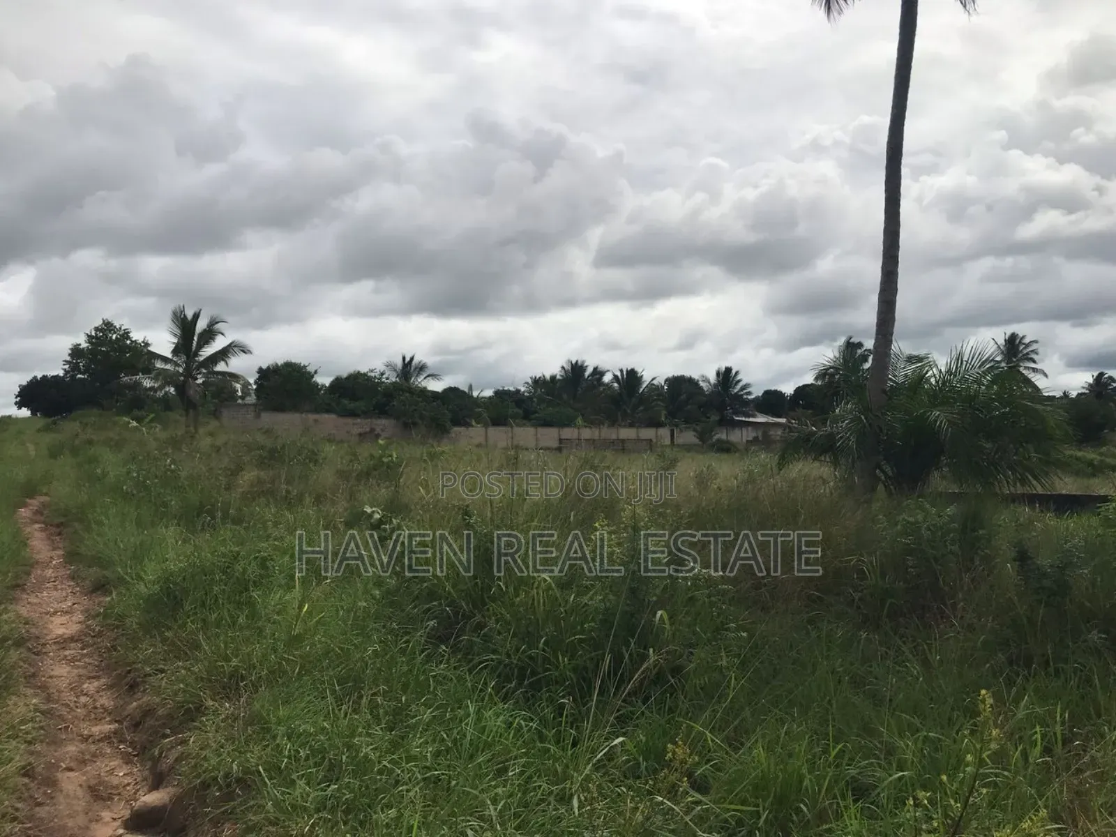 4 Acres Eneo La Viwanda Linauzwa Chanika