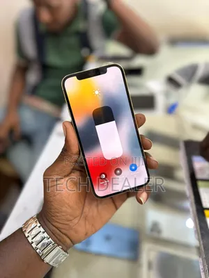 Photo - Apple iPhone 12 Pro 128 GB Gold