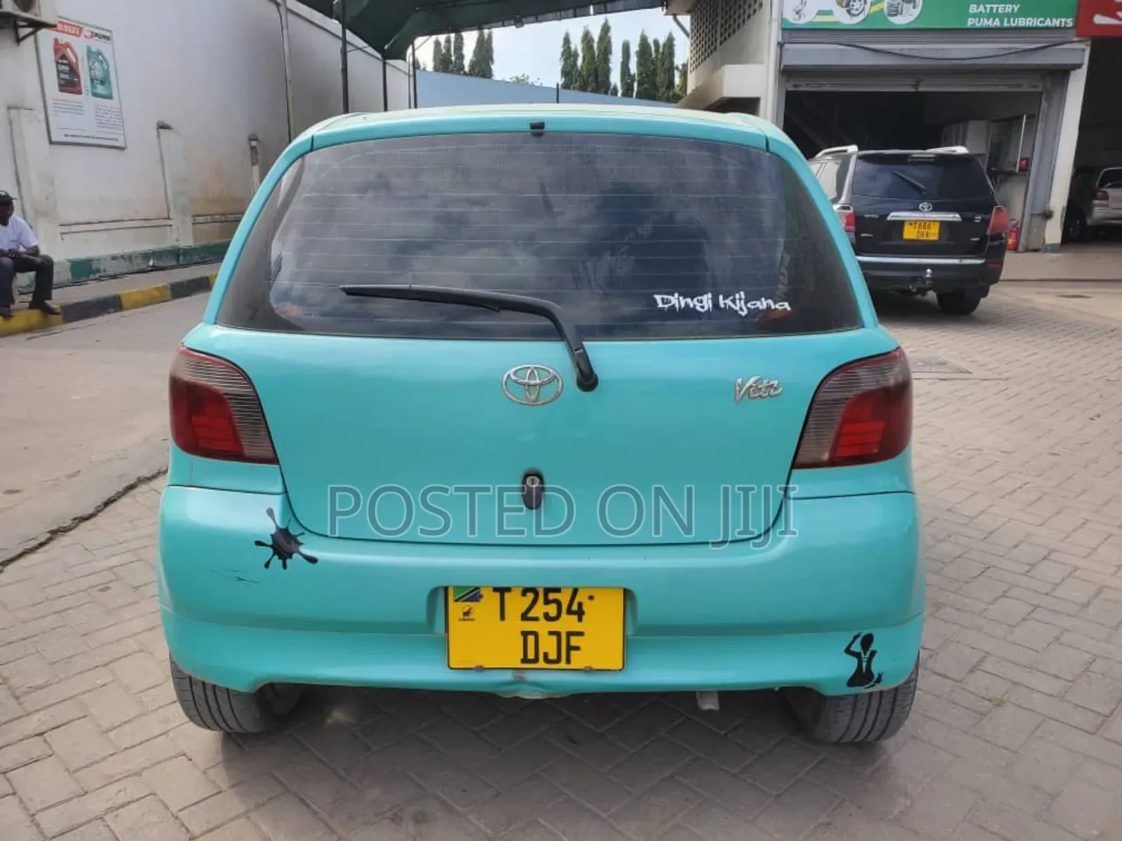 Toyota Vitz 2002 Green