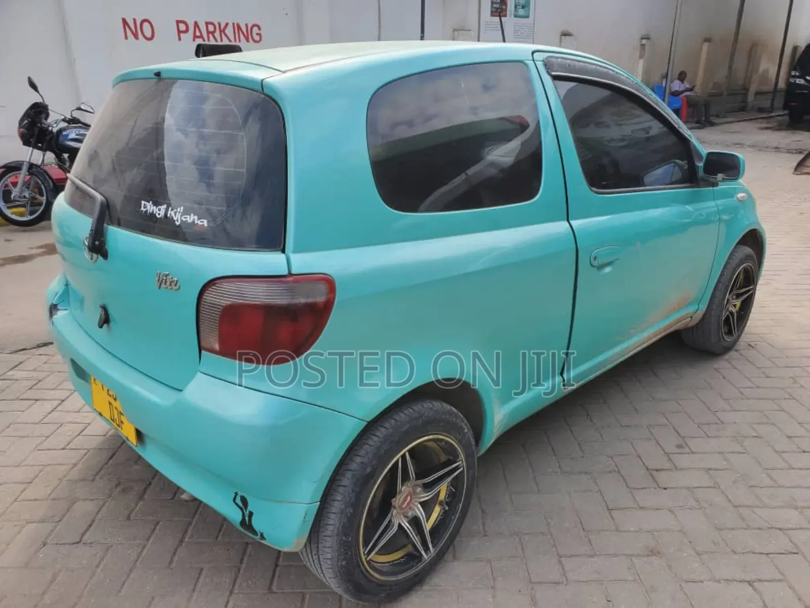 Toyota Vitz 2002 Green