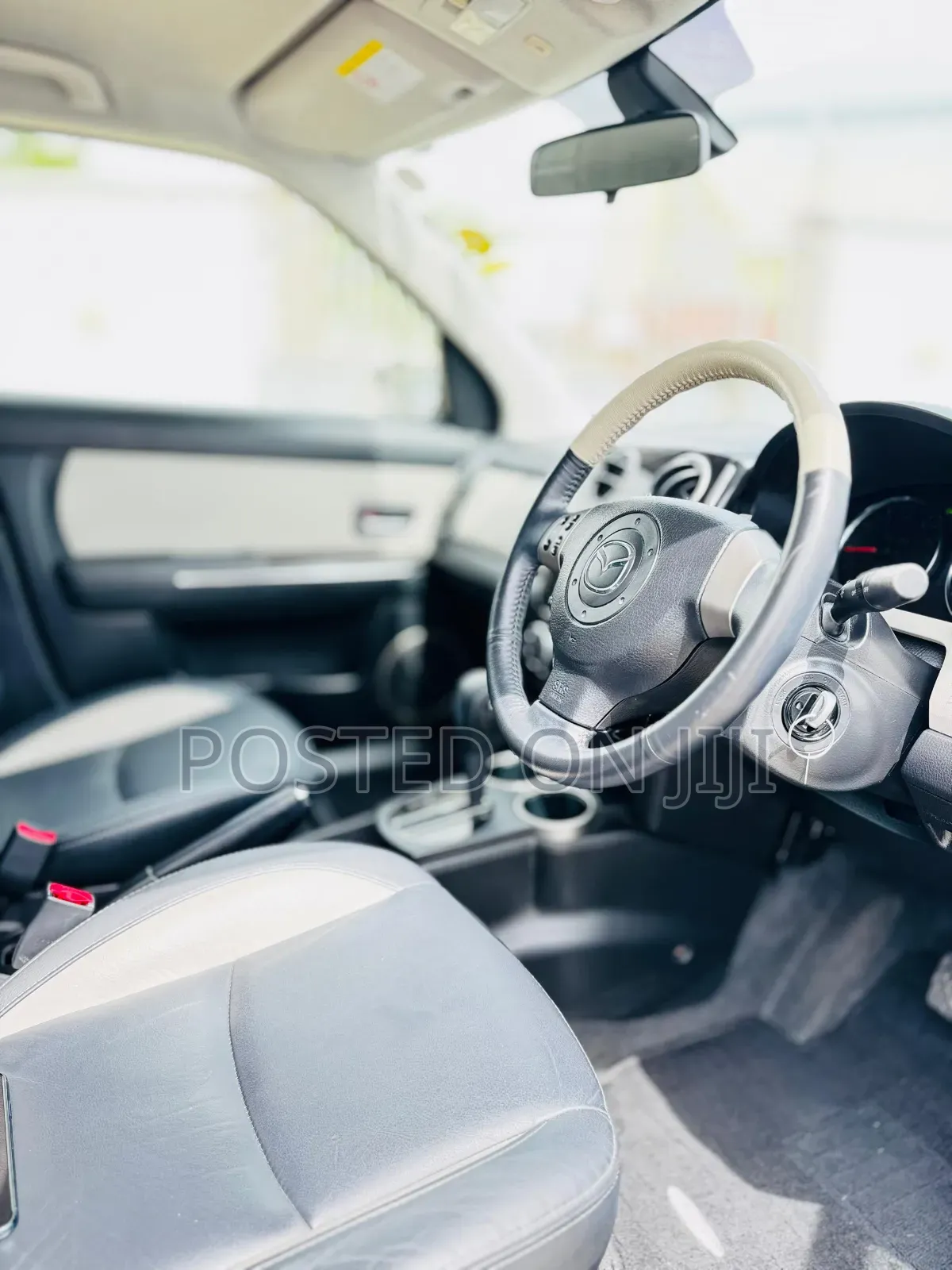 Mazda Verisa 2012 Black