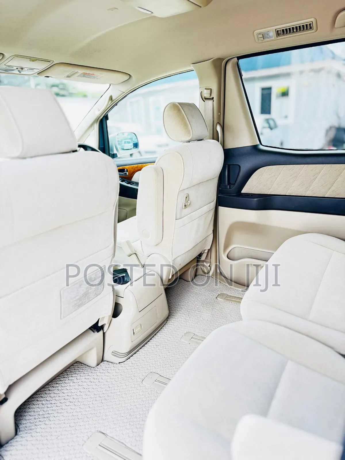 Toyota Alphard 2008 Silver