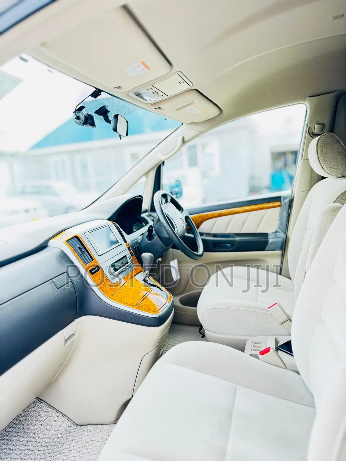 Toyota Alphard 2008 Silver