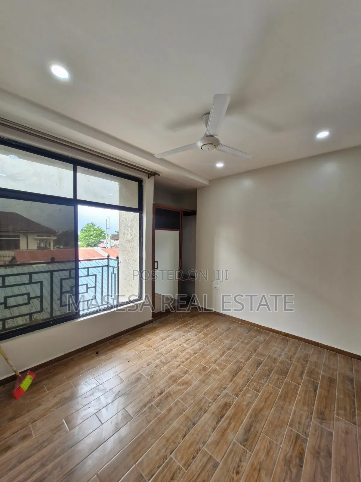 2bdrm Apartment in Mikocheni for rent